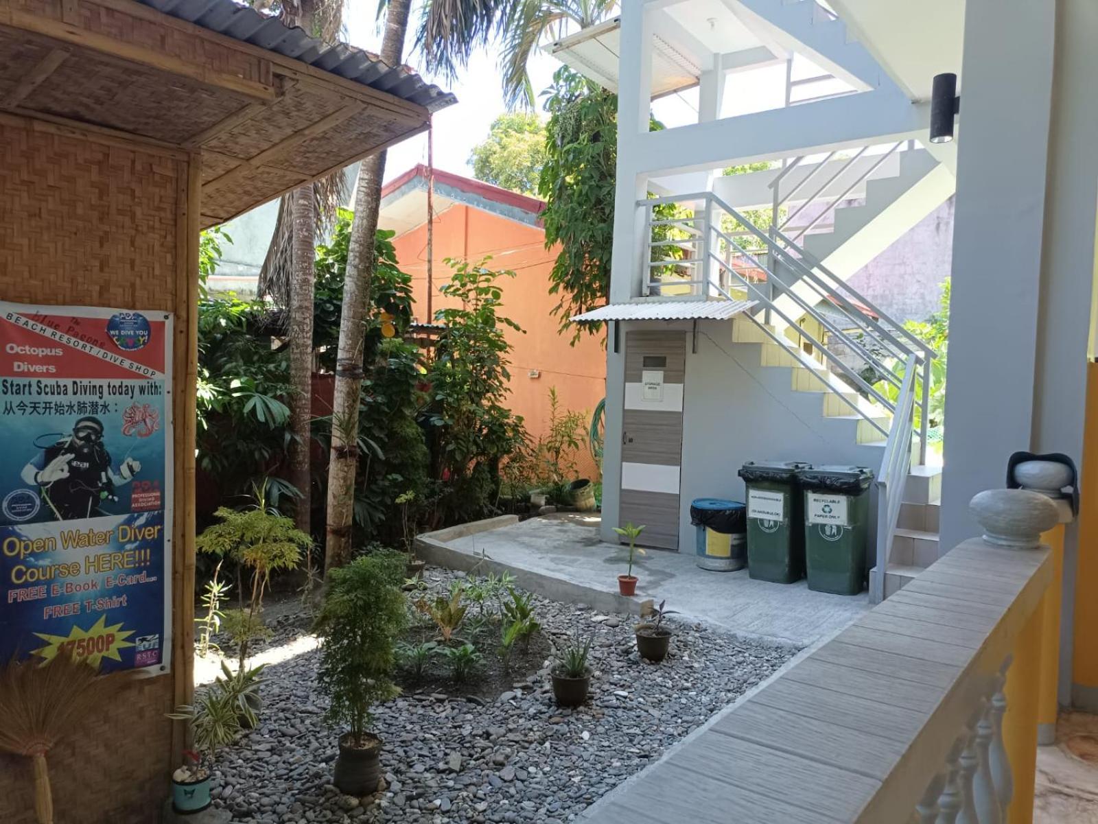 The Blue Pagong Aparthotel Puerto Galera Exterior photo